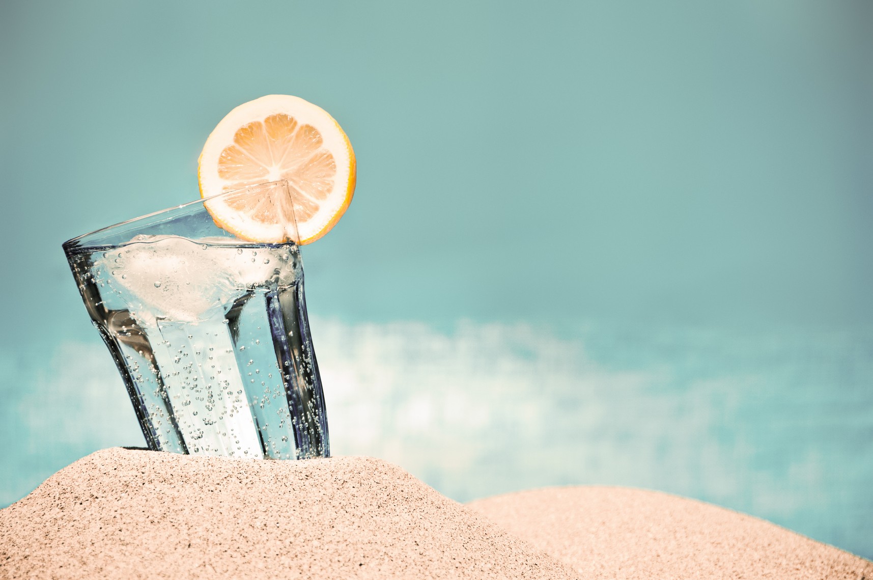 Chicago Refreshments | Free Bulk Drinks | Office Water Filters